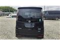 2011 Nissan ROOX