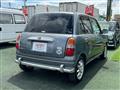 2004 Daihatsu Miragino