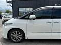 2016 Toyota Estima