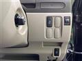 2011 Daihatsu Tanto