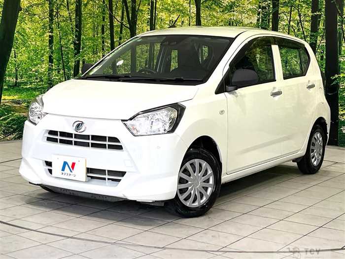 2020 Daihatsu Mira Es