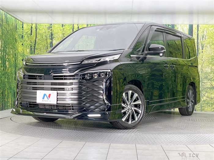 2023 Toyota Voxy