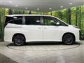 2025 Toyota Voxy