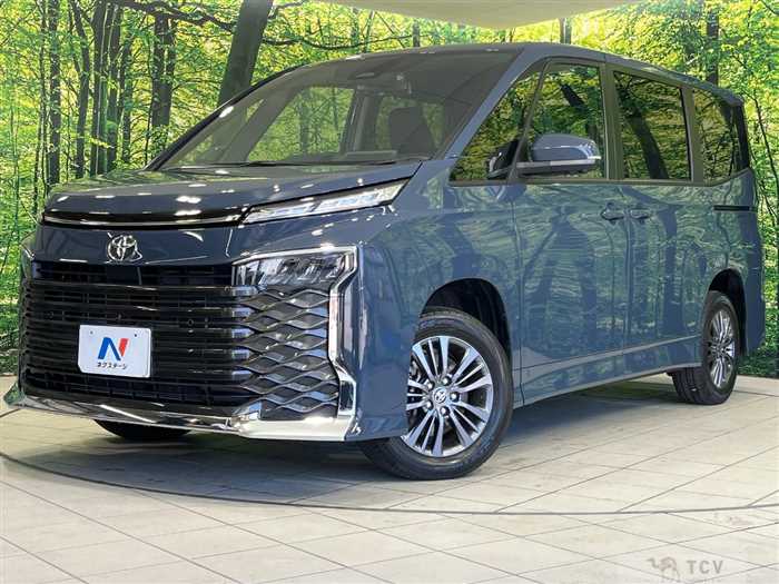 2025 Toyota Voxy