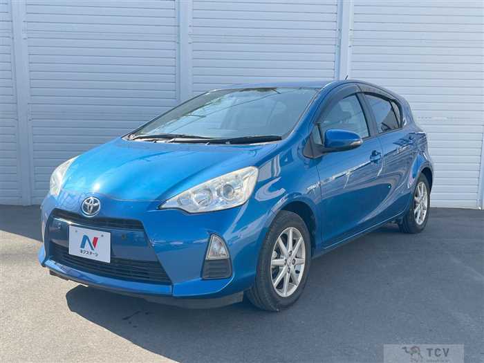 2012 Toyota AQUA