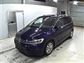 2021 Volkswagen Golf Touran