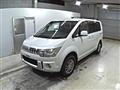 2012 Mitsubishi Delica D5