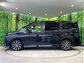2022 Toyota Voxy
