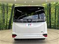2022 Toyota Voxy