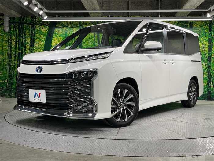 2023 Toyota Voxy