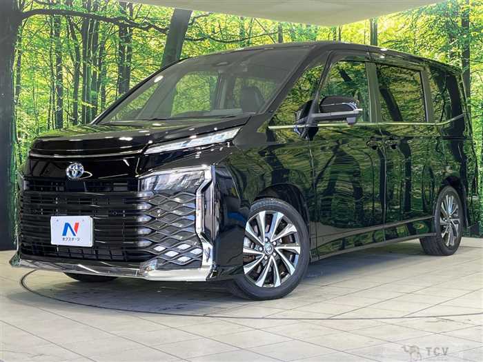 2023 Toyota Voxy