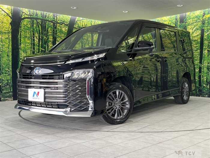 2023 Toyota Voxy