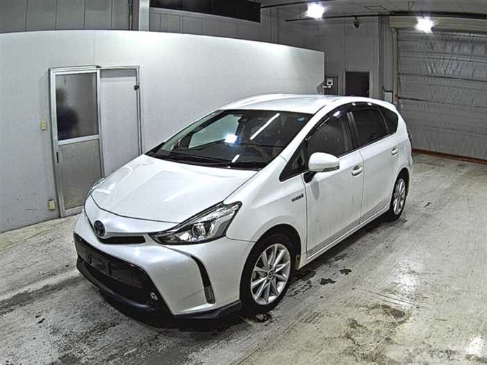 2019 Toyota PRIUS α