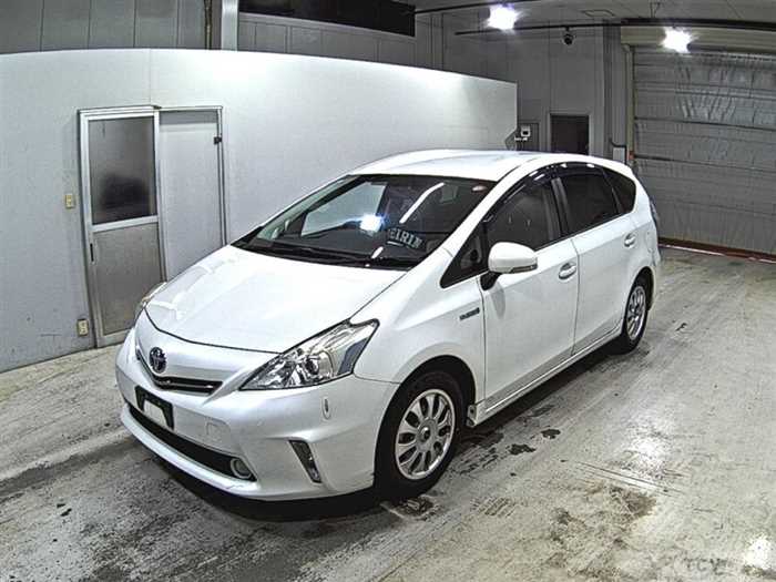 2014 Toyota PRIUS α
