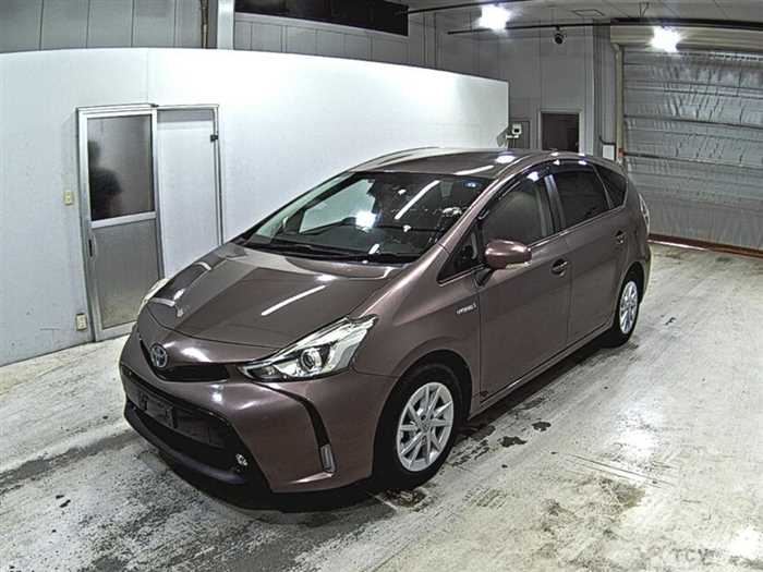 2017 Toyota PRIUS α