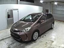 2017 Toyota PRIUS α