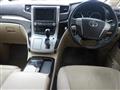 2012 Toyota Alphard Hybrid