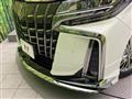 2022 Toyota Alphard Hybrid