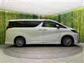 2022 Toyota Alphard Hybrid
