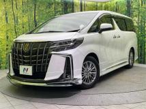 2022 Toyota Alphard Hybrid