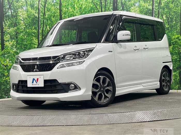 2016 Mitsubishi Delica D2
