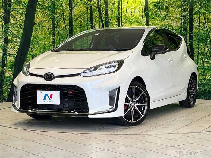 2025 Toyota AQUA