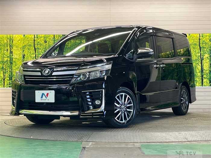2017 Toyota Voxy