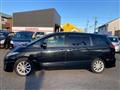 2009 Toyota Estima
