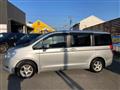 2010 Honda Step WGN