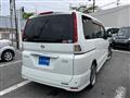 2009 Nissan Serena