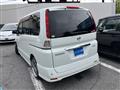 2009 Nissan Serena