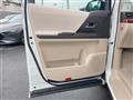 2009 Toyota Alphard