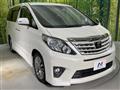 2013 Toyota Alphard