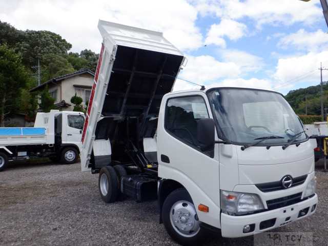 2014 Hino Dutro