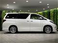 2012 Toyota Alphard Hybrid