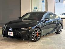 2021 Lexus IS