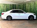 2015 Toyota Crown Hybrid