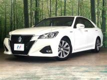 2016 Toyota Crown Hybrid