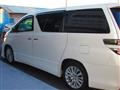 2013 Toyota Vellfire
