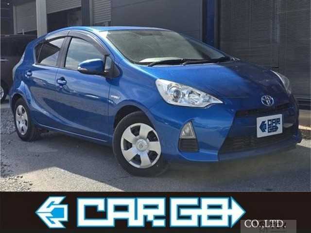 2013 Toyota AQUA