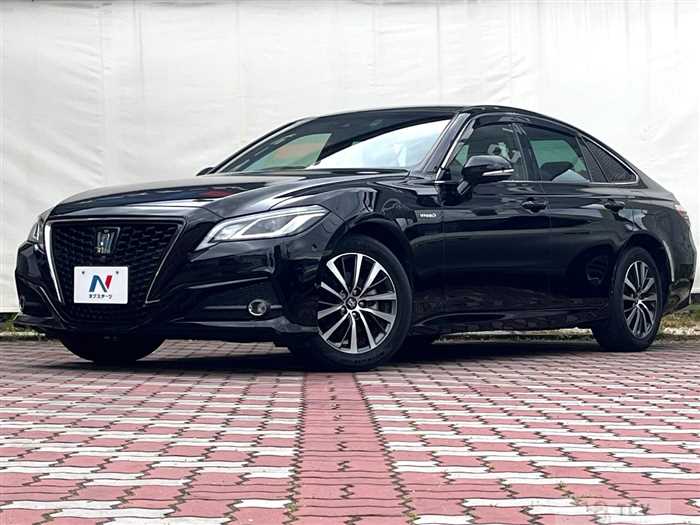 2019 Toyota Crown Hybrid