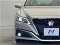 2019 Toyota Crown Hybrid