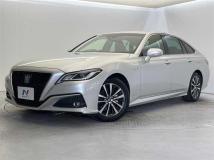 2019 Toyota Crown Hybrid