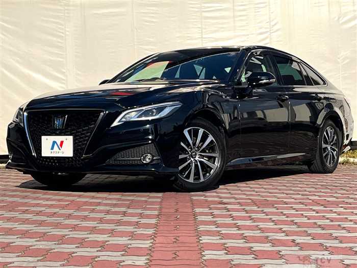 2020 Toyota Crown Hybrid