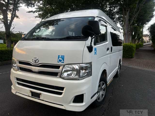 2010 Toyota Hiace Van