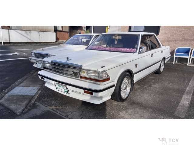 1986 Nissan Gloria Hardtop