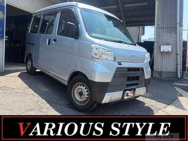2018 Daihatsu Hijet Cargo
