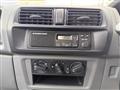 2000 Mitsubishi Minicab Truck
