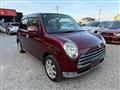 2005 Daihatsu Miragino