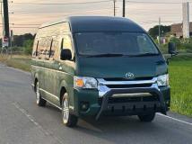 2005 Toyota Hiace Commuter